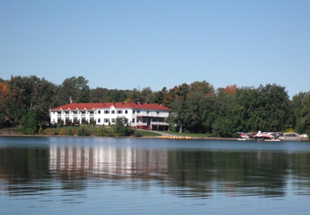 Manoir Du Lac William Saint-Ferdinand Exterior photo
